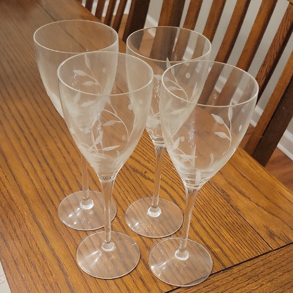 Lenox Opal Innocense Wine Glasses Set Of 4